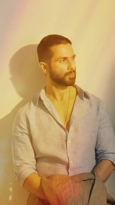 Screen captures from Shahid Insta reel dated 05/10/2023.
