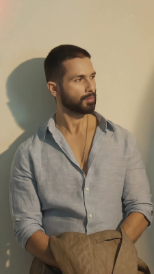 Screen captures from Shahid Insta reel dated 05/10/2023.
