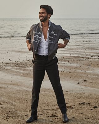 shahidkapoor-1473519731076255744-20211222_103415-img2.jpg