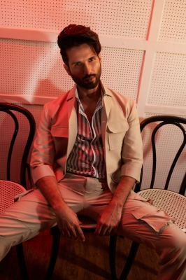 shahidkapoor-1509917752542257152-20220401_210659-img2.jpg