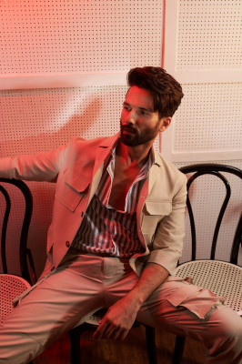 shahidkapoor-1509917752542257152-20220401_210659-img3.jpg