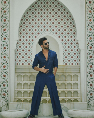 shahidkapoor-1512359125228818434-20220408_144808-img3.jpg
