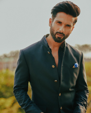 shahidkapoor-1520085166672474112-20220429_222840-img2.jpg