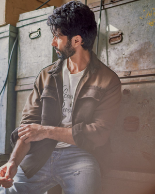 shahidkapoor-1612799437226774531-20230110_184204-img2.jpg
