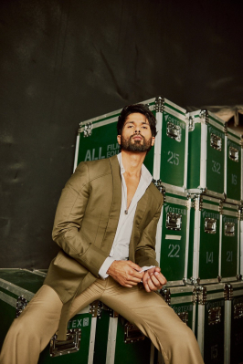 shahidkapoor-1614948862669774849-20230116_170307-img1.jpg