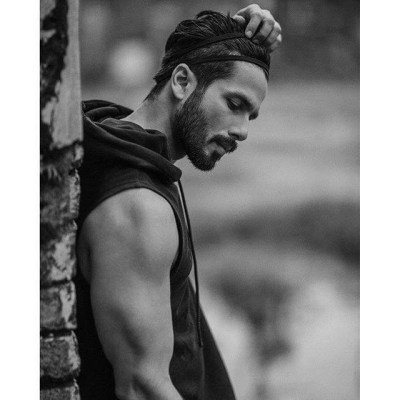shahidkapoor-789360128055095297-20161021_122814-img1.jpg