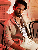 shahidkapoor-1509917752542257152-20220401_210659-img1.jpg