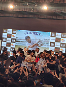shahidkapoor-1516472791532707842-20220419_231422-img1.jpg