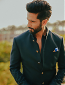 shahidkapoor-1520085176407457792-20220429_222842-img1.jpg