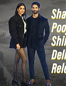 Shahid_Kapoor_and_Pooja_Hegde_at_the_Delhi_press_meet_for_Deva_promotions2C_posing_for_paparazzi_in_stylish_outfits_.jpeg