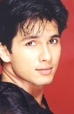 Shahid Kapoor shown to user
