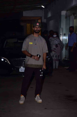 977094-shahid-neelima-screening-5.jpg