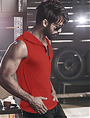 SHAHID_KAPOOR4_f4cde8f7-000e-4024-ad98-0450eb02d5df_900x.jpg