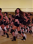 DTPH-Shahid_Kapoor_as_background_dancer_-03.jpg