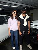 Mira_Rajput2C_Shahid_Kapoor_seen_at_the_airport_on_17_July_2023___Mira_Rajput_-_Bollywood_Photos_1689672965154.jpg