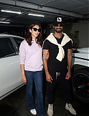Mira_Rajput2C_Shahid_Kapoor_seen_at_the_airport_on_17_July_2023___Mira_Rajput_-_Bollywood_Photos_1689672978553.jpg
